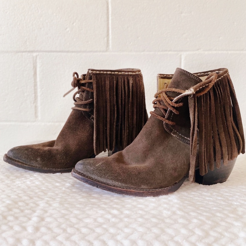 FRYE Sacha Fringe Chukka Bootie